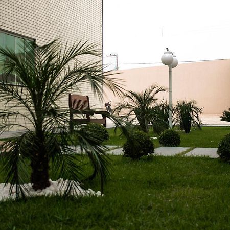 Vera Cruz Business Hotel Acailandia Buitenkant foto